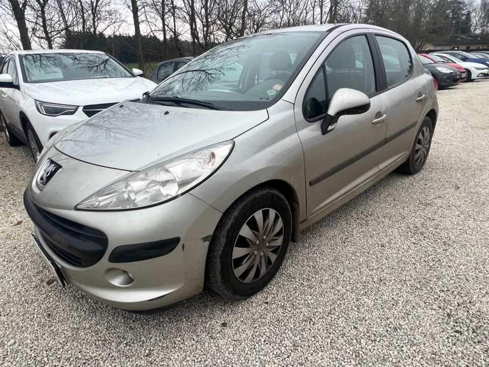 Peugeot 207 1,6 HDi 90 Comfort+ 5d