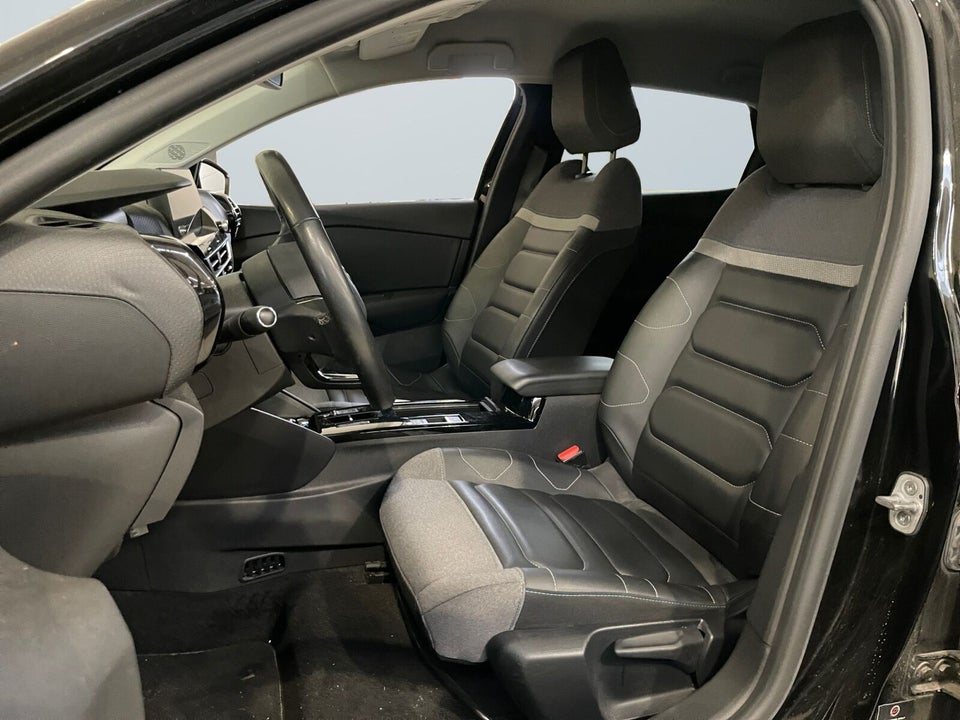 Citroën ë-C4 50 Shine 5d