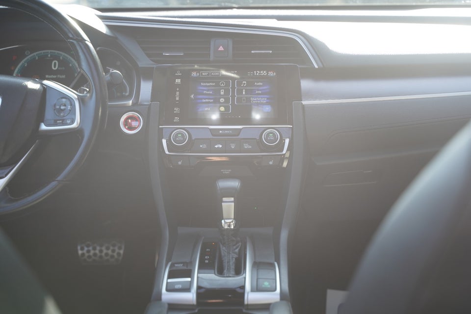 Honda Civic 1,5 VTEC Turbo Executive CVT 4d