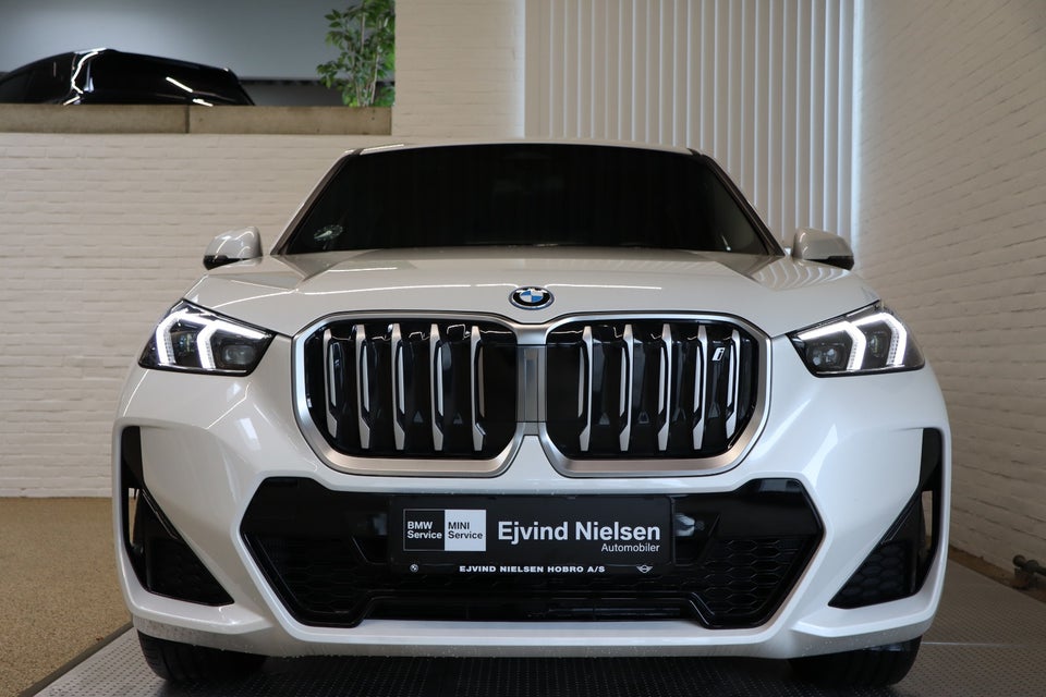 BMW iX1 xDrive30 M-Sport Premium 5d