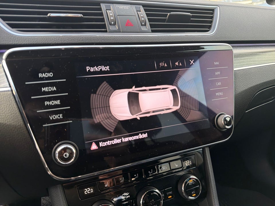 Skoda Superb 2,0 TSi 190 Business Executive Combi DSG 5d