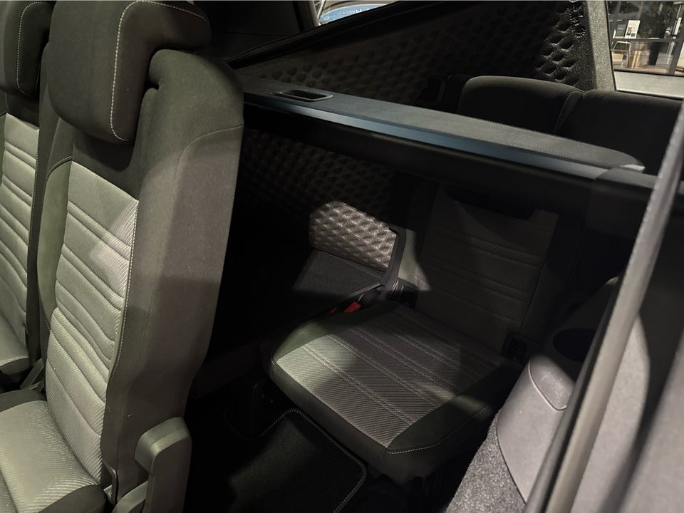 VW Touran 1,5 TSi 150 R-line DSG 7prs 5d