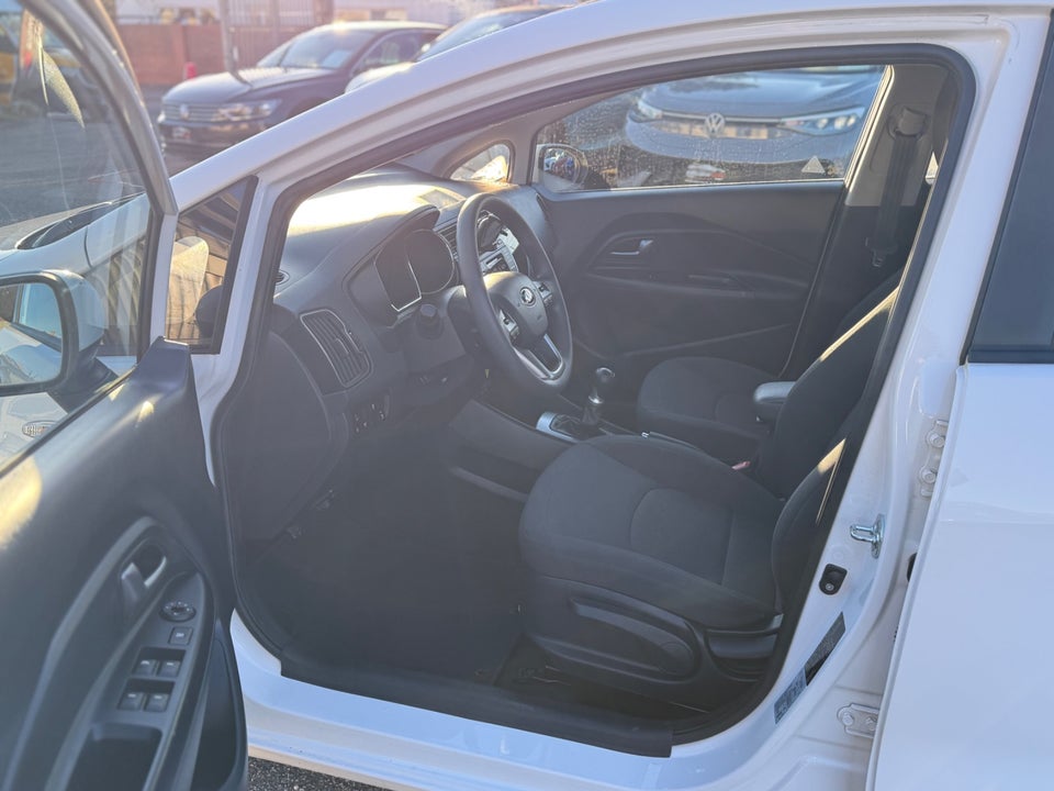 Kia Rio 1,2 CVVT 5d