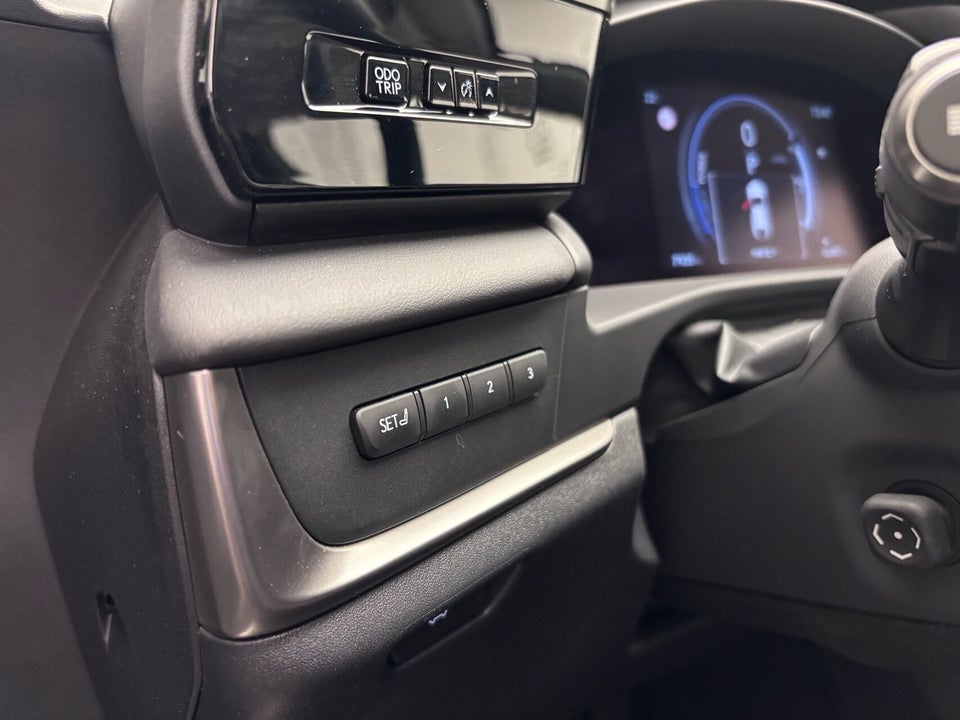 Lexus RZ300e Luxury 5d