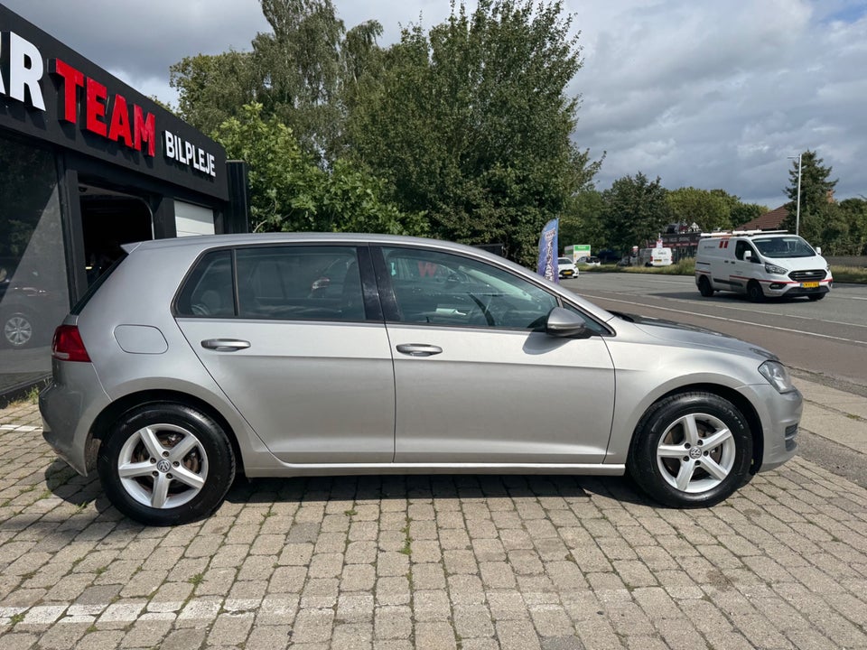 VW Golf VII 1,2 TSi 105 Trendline BMT 5d