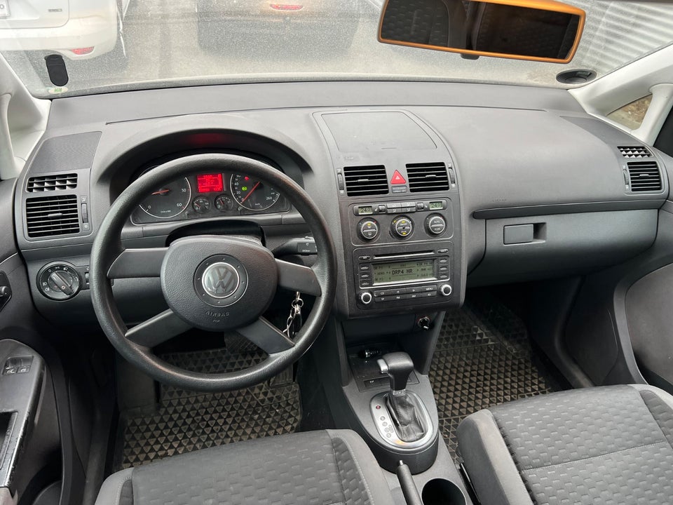 VW Touran 1,9 TDi 105 DSG 5d