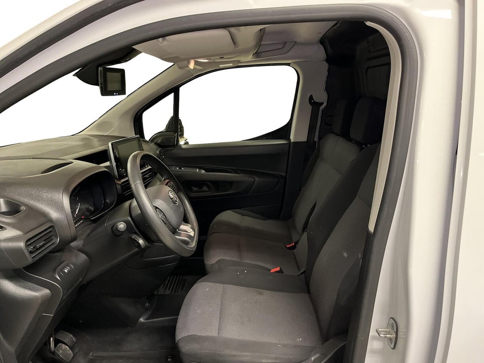 Toyota ProAce City 1,5 D 102 Long Comfort 6d