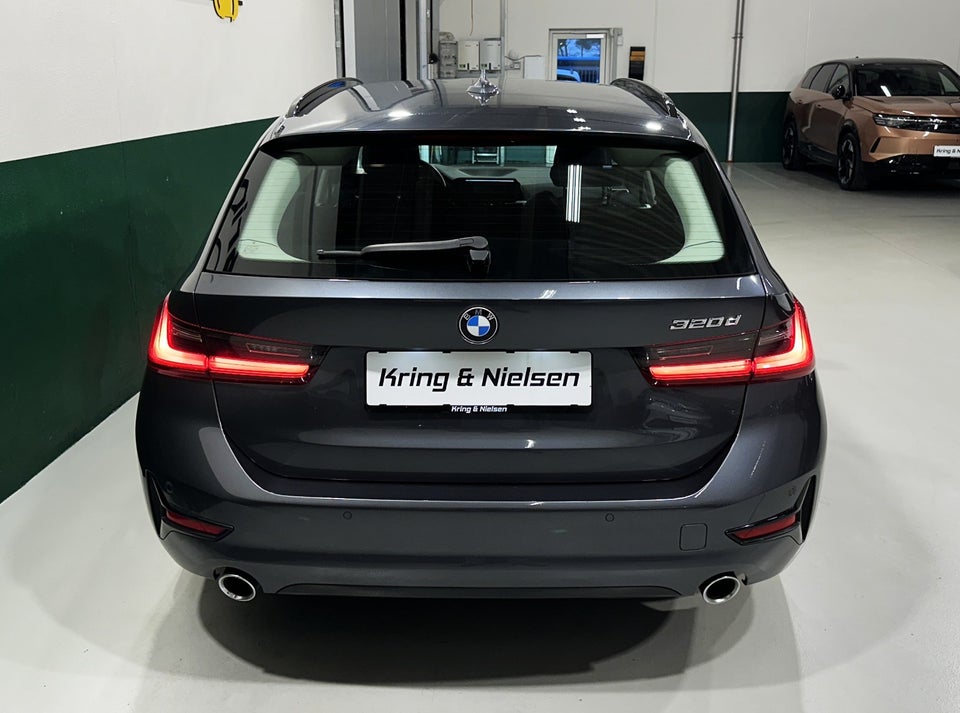 BMW 320d 2,0 Touring Sport Line aut. 5d