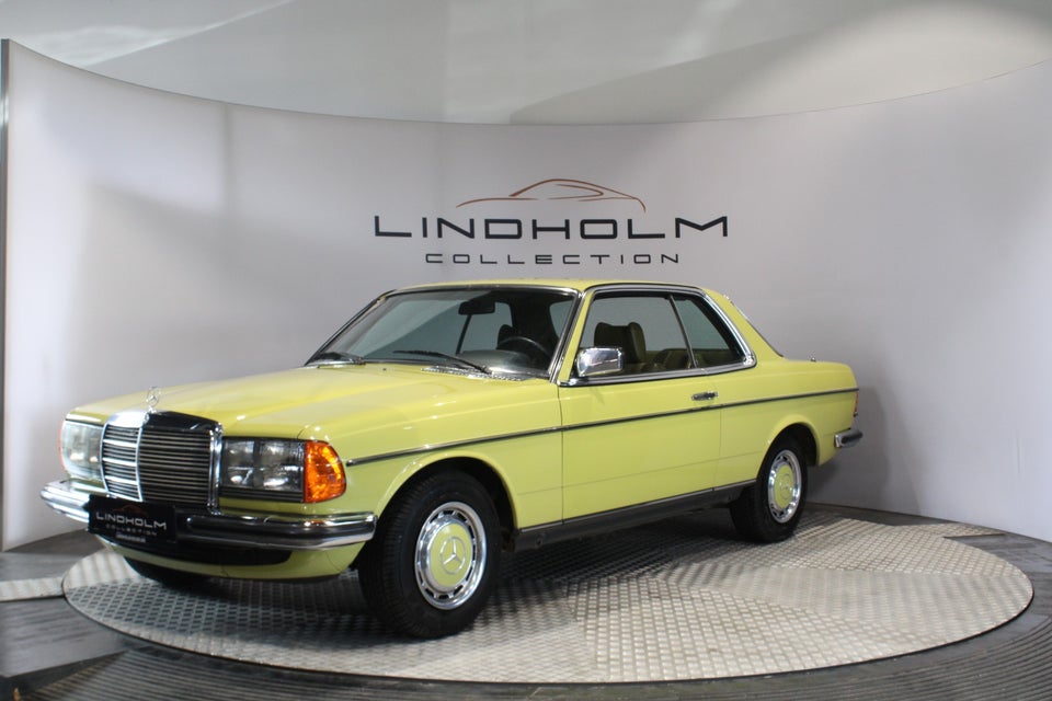 Mercedes 230 C 2,3 Coupé 2d