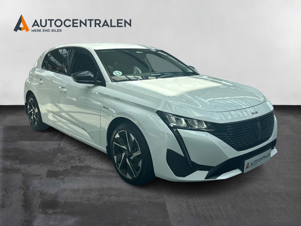 Peugeot 308 1,6 Hybrid First Selection+ EAT8 5d