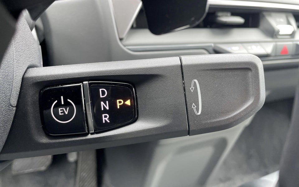 Kia EV9 76 Standard Range Upgrade RWD 7prs 5d