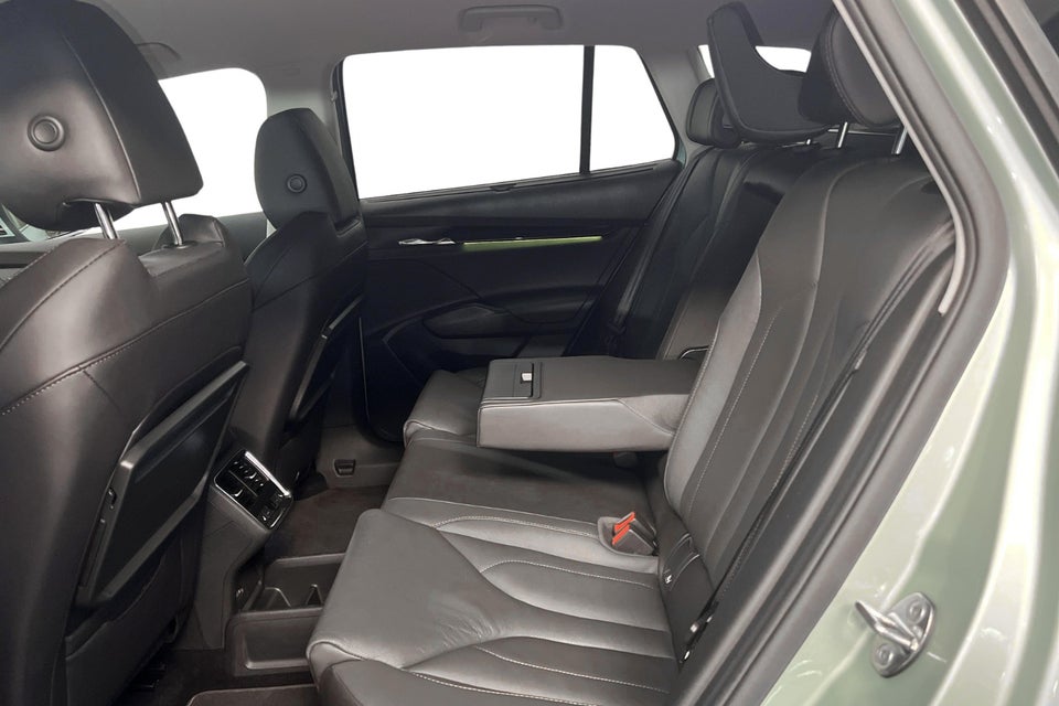 Skoda Enyaq 80 iV Suite 5d