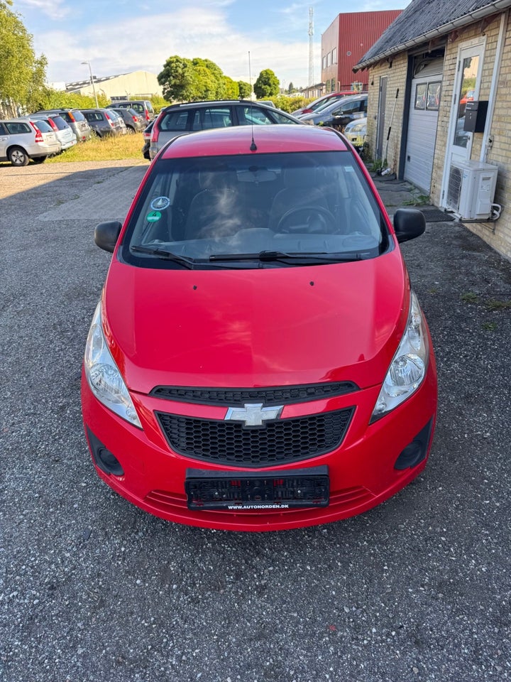 Chevrolet Spark 1,0 LE 5d