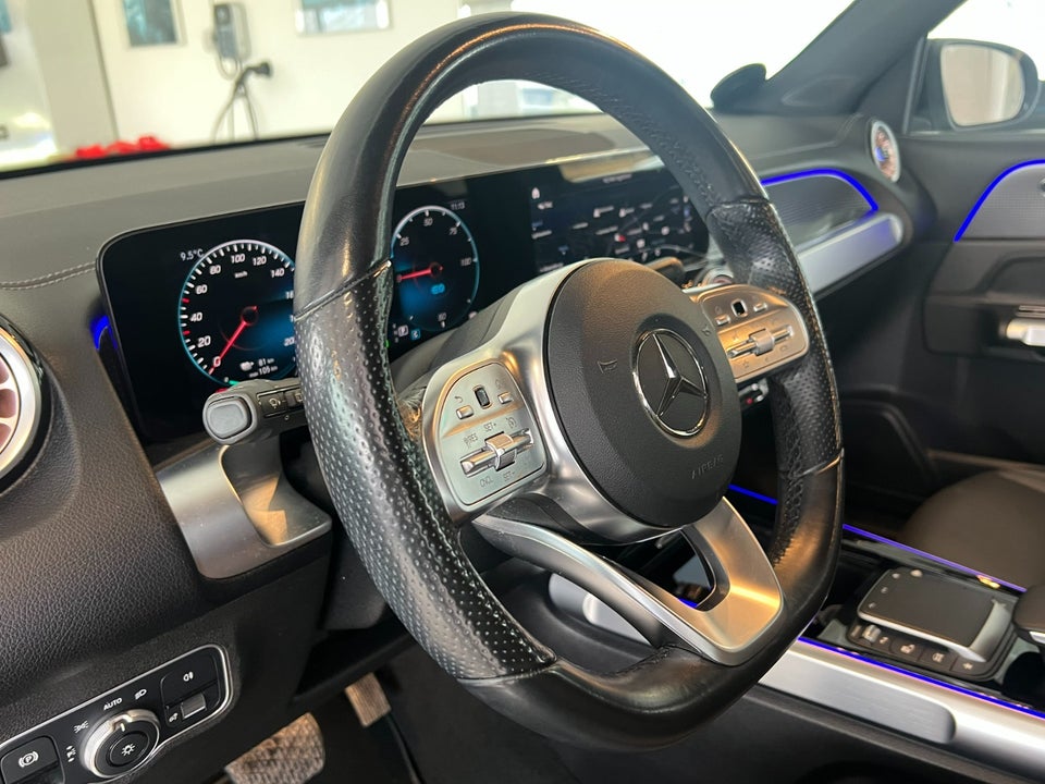 Mercedes EQB300 4Matic 5d