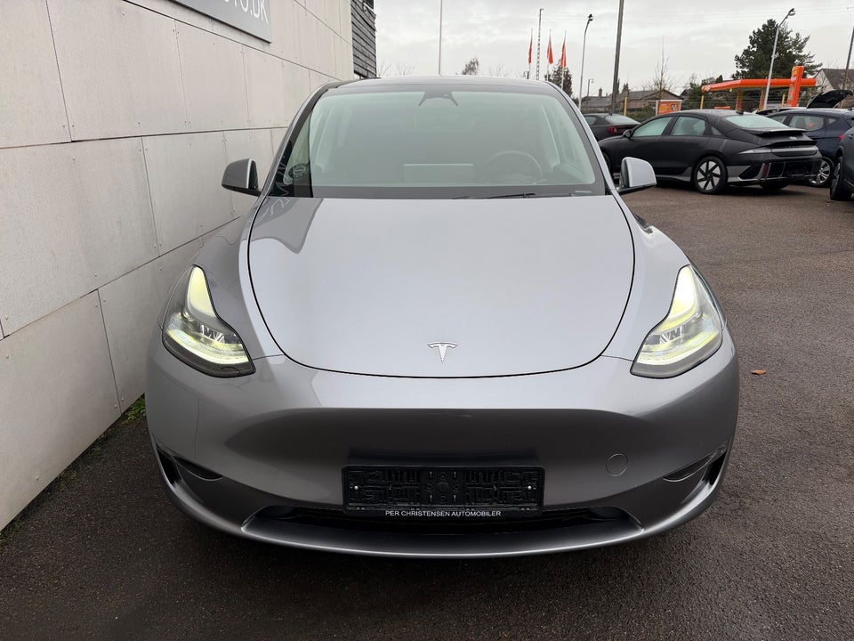 Tesla Model Y Long Range AWD 5d