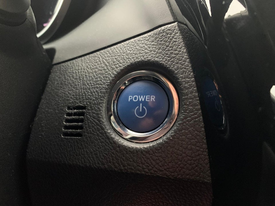 Toyota Auris 1,8 Hybrid Style Touring Sports CVT 5d