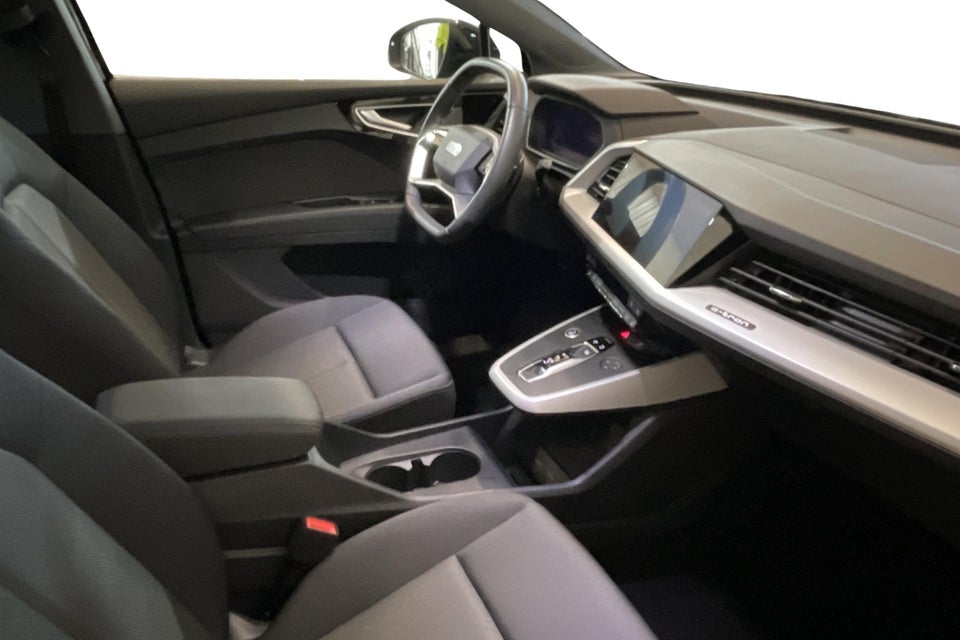 Audi Q4 e-tron 45 Progress 5d