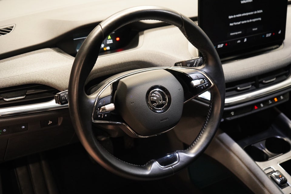 Skoda Enyaq 60 iV Loft 5d