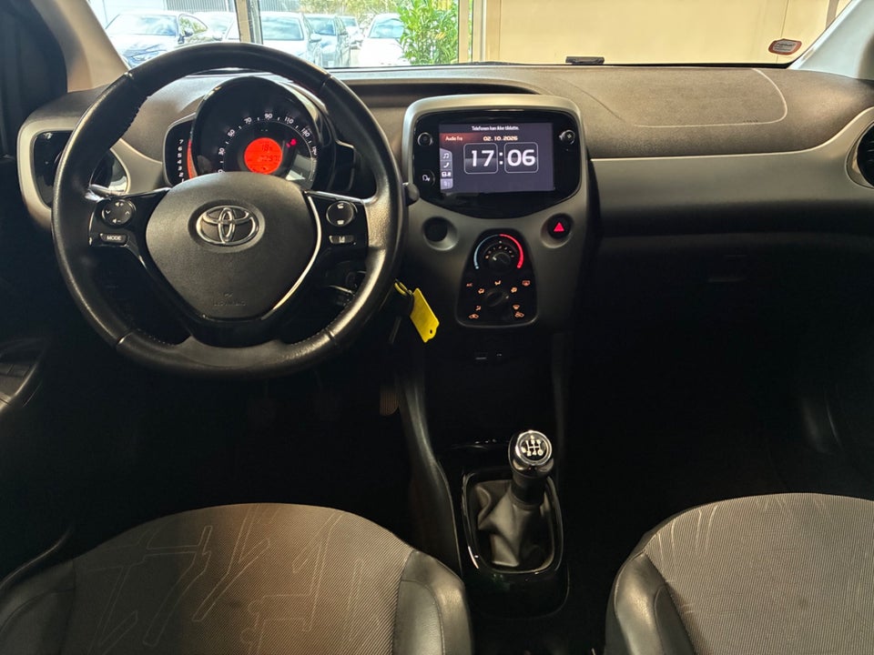 Toyota Aygo 1,0 VVT-i x-clusiv 5d