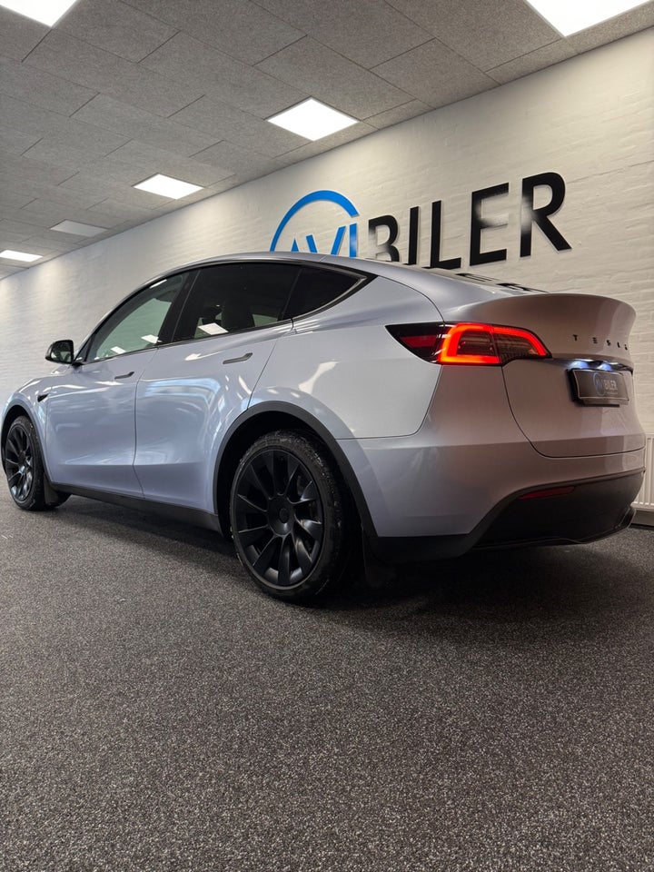 Tesla Model Y RWD 5d