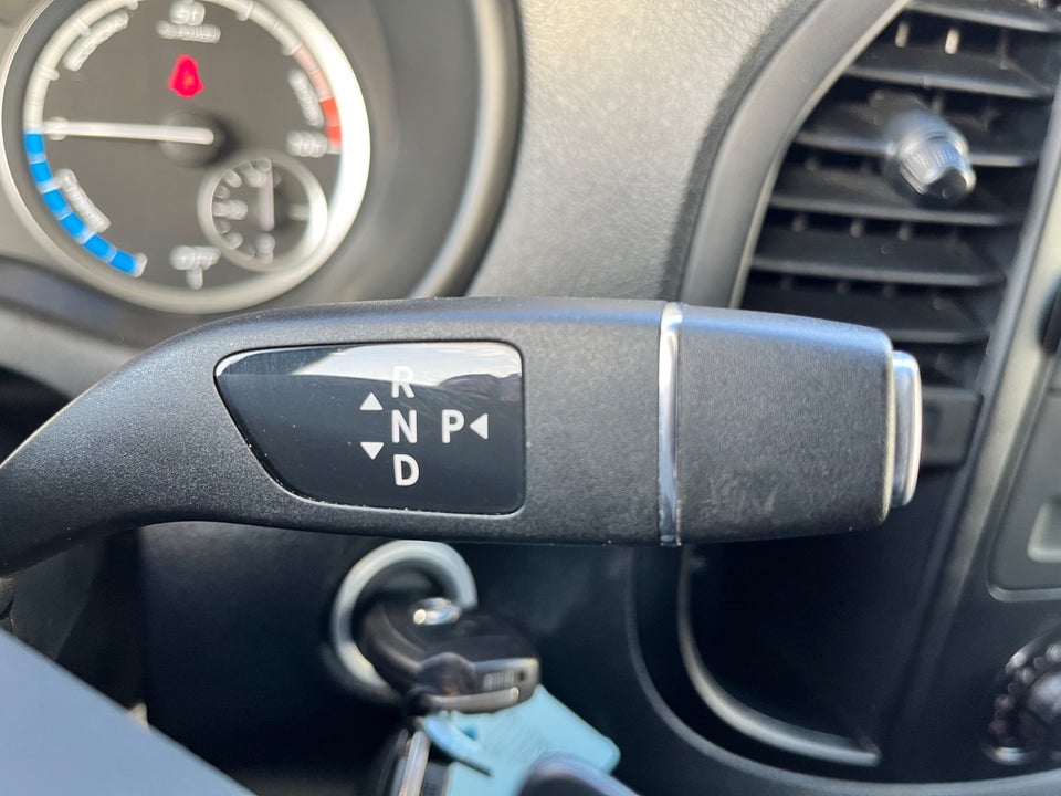 Mercedes eVito 129 Tourer PRO XL Van