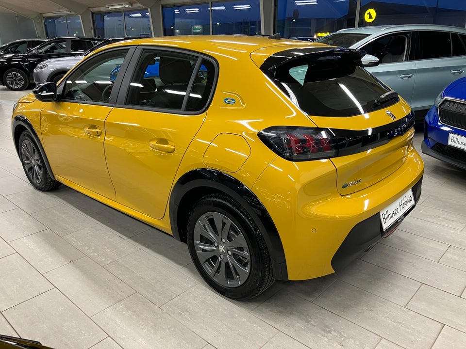 Peugeot e-208 50 Active Pack 5d