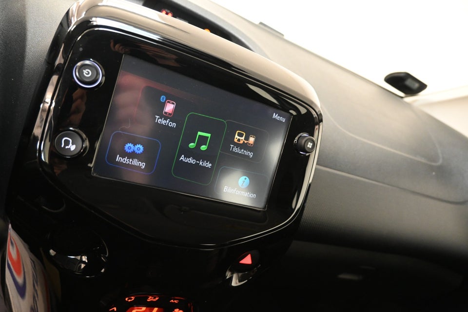 Citroën C1 1,0 VTi Attaque 5d