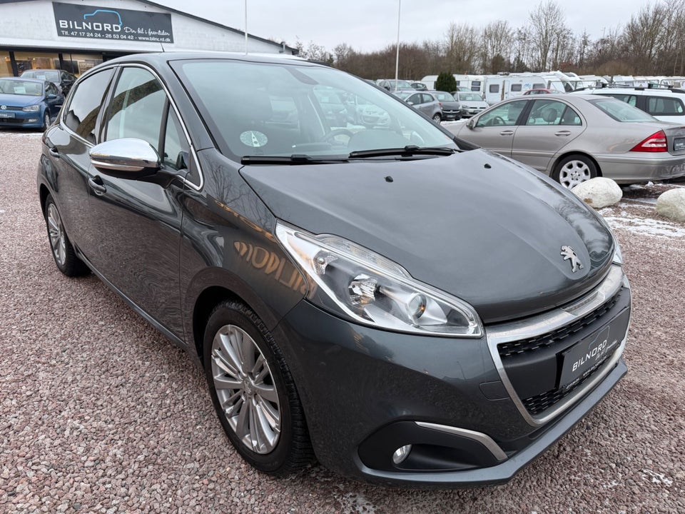 Peugeot 208 1,2 VTi 82 Allure 5d