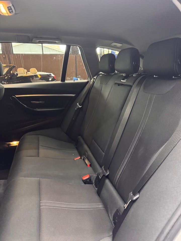 BMW 320d 2,0 Touring Sport Line aut. 5d