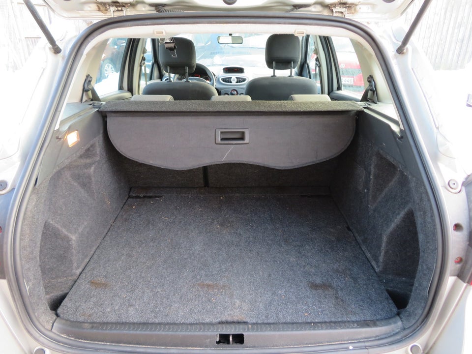 Renault Clio III 1,5 dCi 75 Avantage Sport Tourer 5d