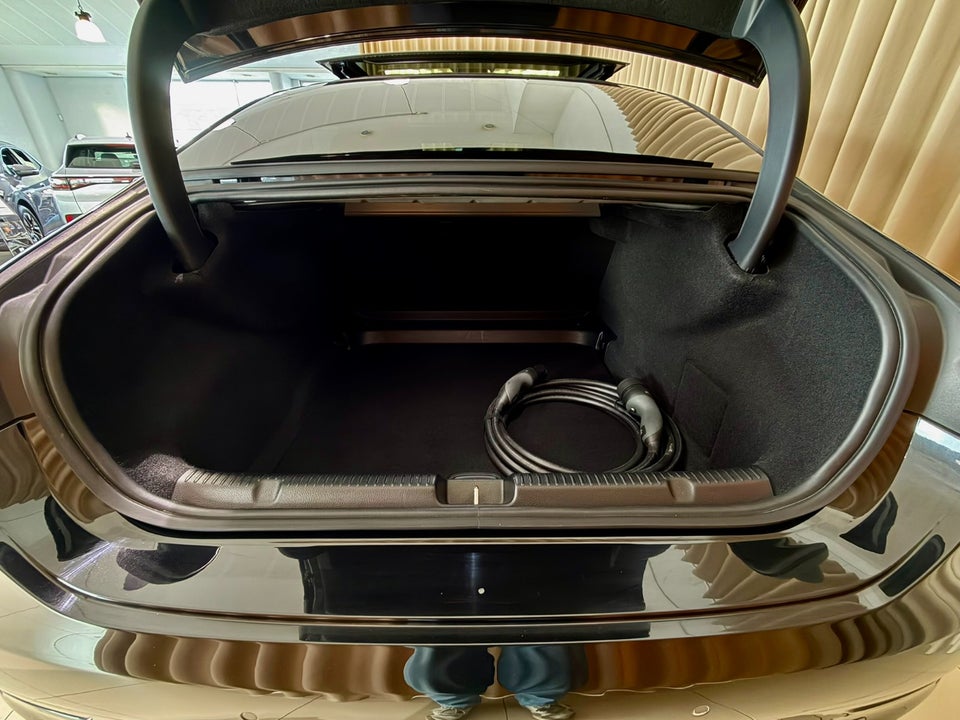 Mercedes EQE350 AMG Line 4d