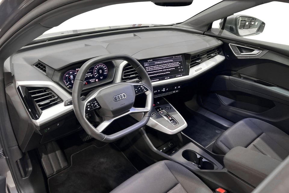 Audi Q4 e-tron 40 Progress 5d