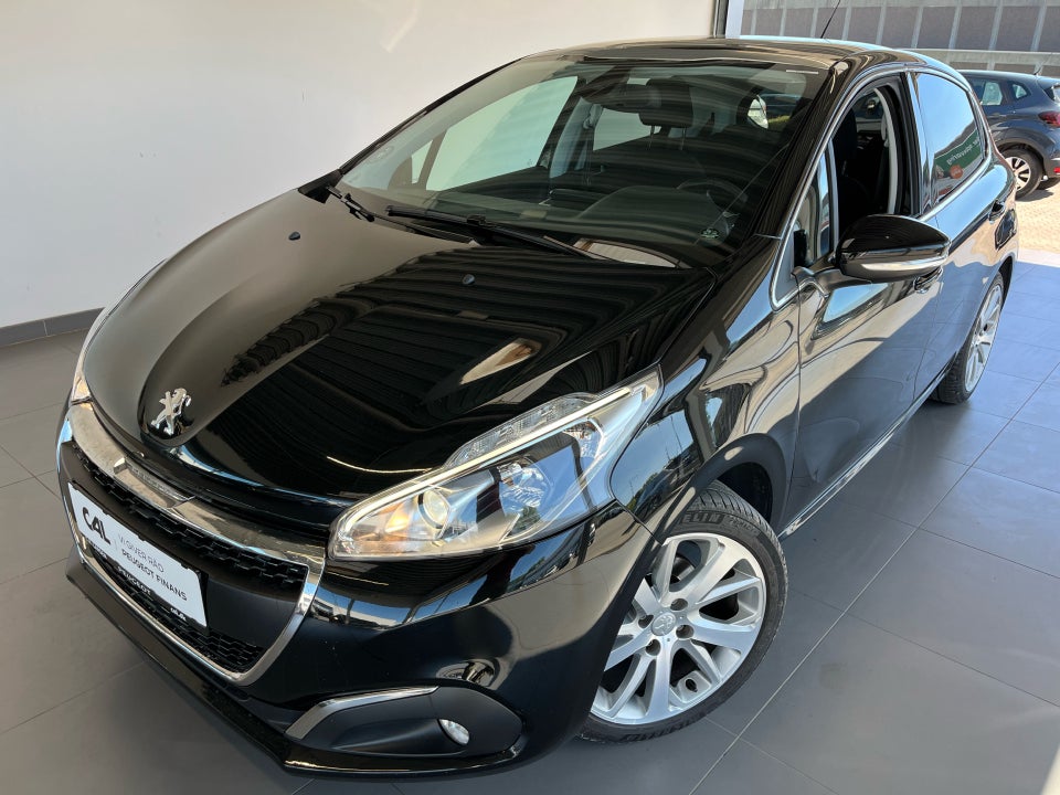 Peugeot 208 1,5 BlueHDi 100 Infinity Sky 5d