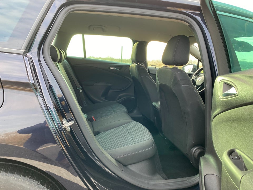 Opel Astra 1,0 T 105 Enjoy Sports Tourer 5d