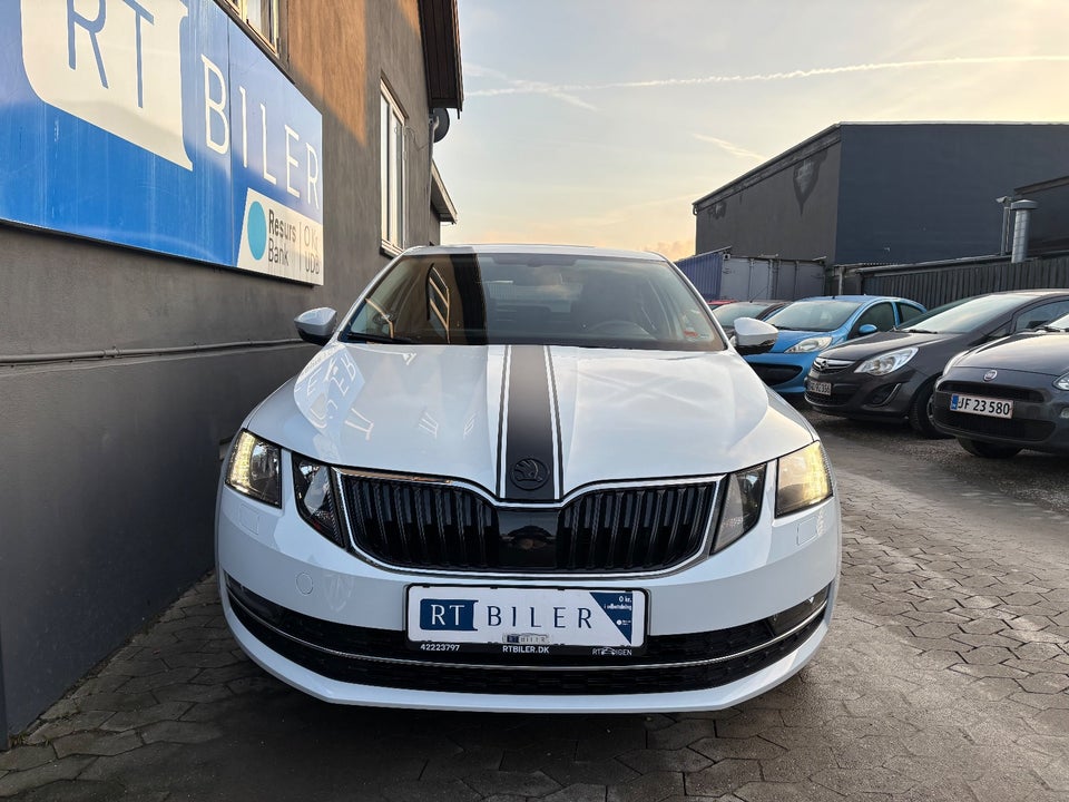 Skoda Octavia 1,6 TDi 115 Style DSG 5d