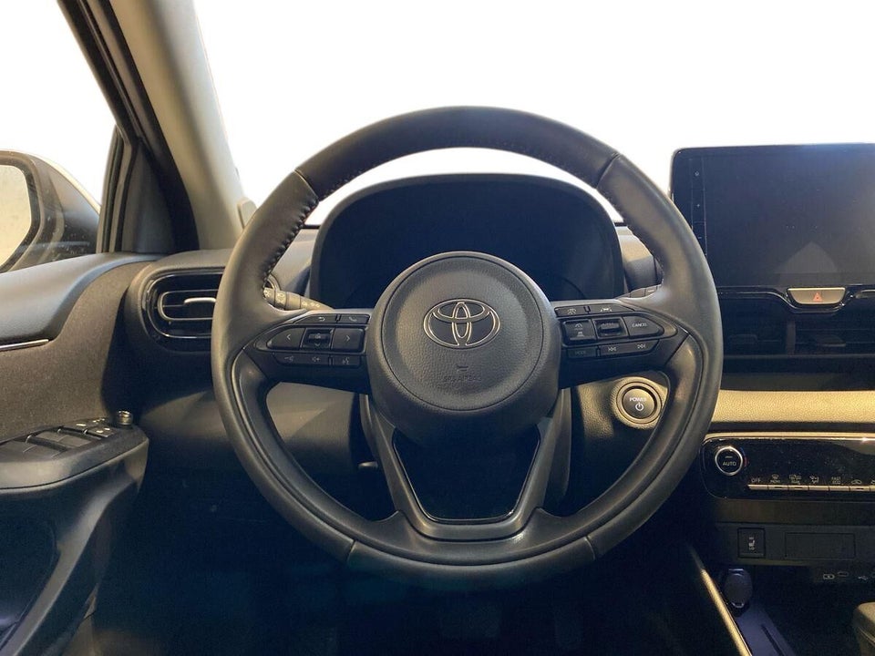 Toyota Yaris 1,5 Hybrid Style Technology e-CVT 5d