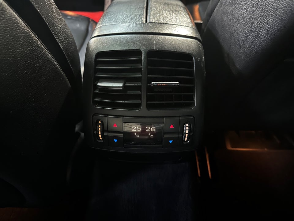 Mercedes E220 2,2 CDi Avantgarde stc. aut. 5d