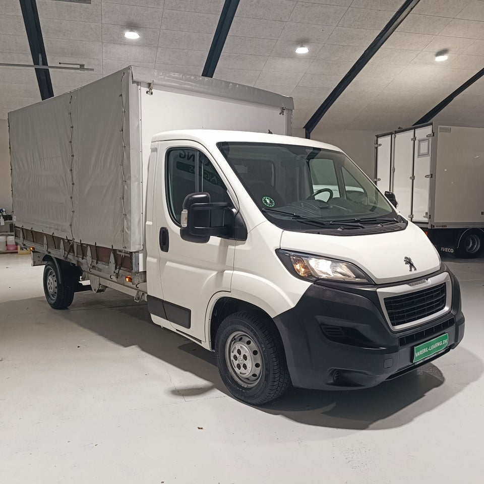 Peugeot Boxer 335 2,2 BlueHDi 140 L3 Plus 2d