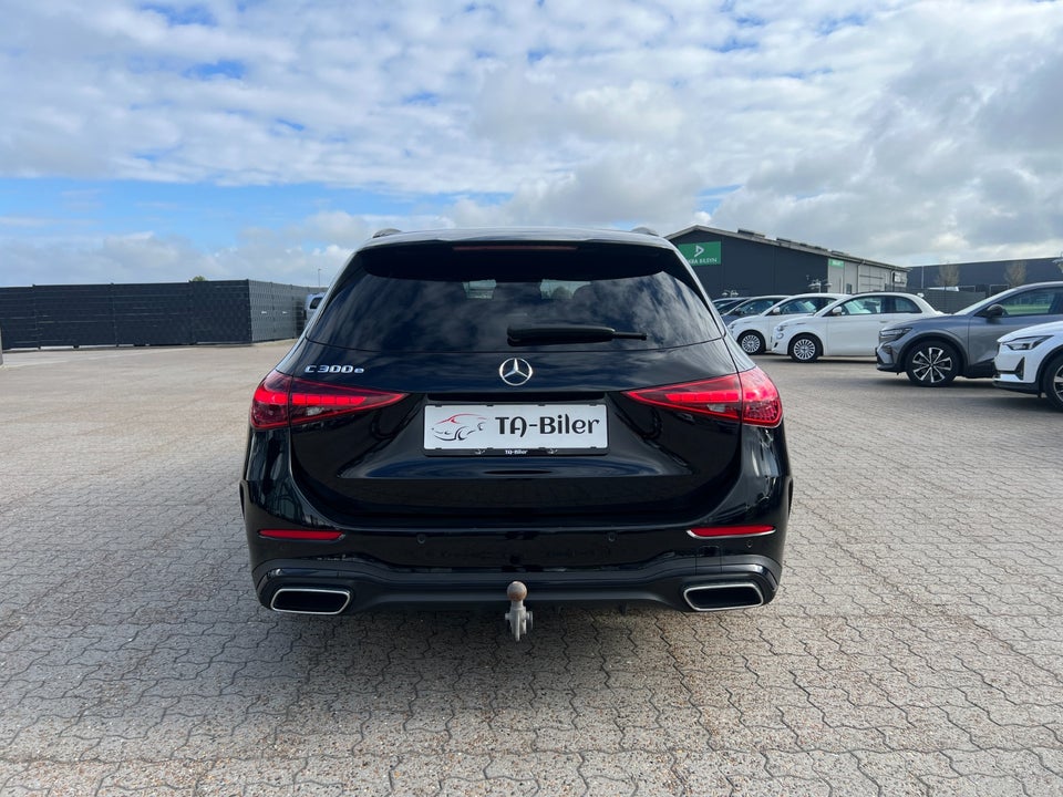 Mercedes C300 e 2,0 AMG Line stc. aut. 5d