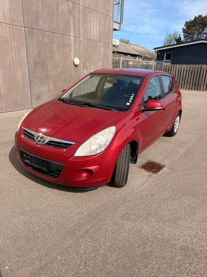 Hyundai i20 1,25 Comfort 5d