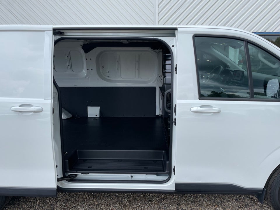 Maxus e-Deliver 7 88 L2H1 Kassevogn