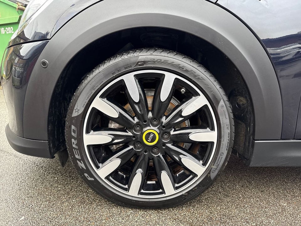 MINI Cooper SE Yours Trim 3d