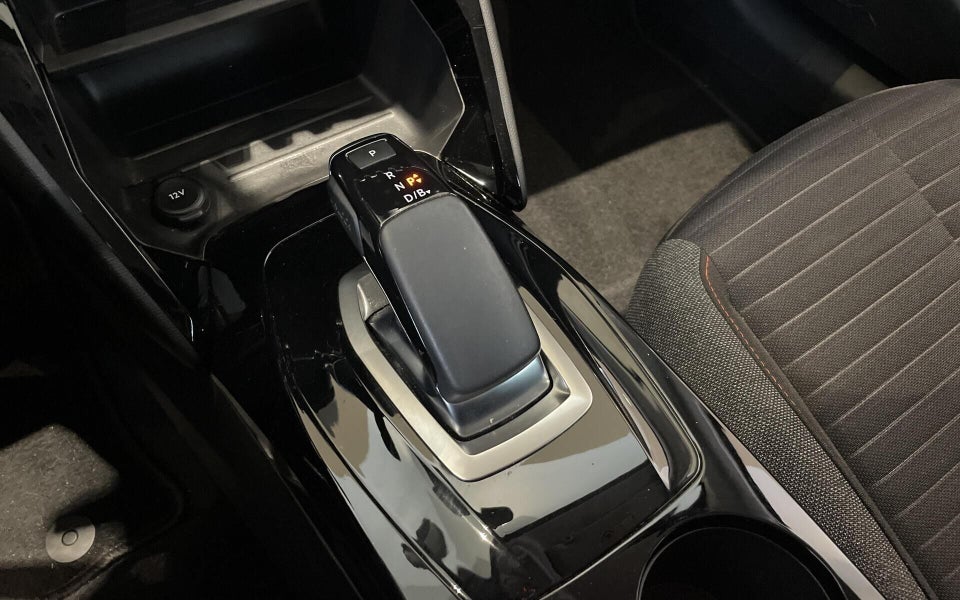 Peugeot e-208 50 Active Pack 5d