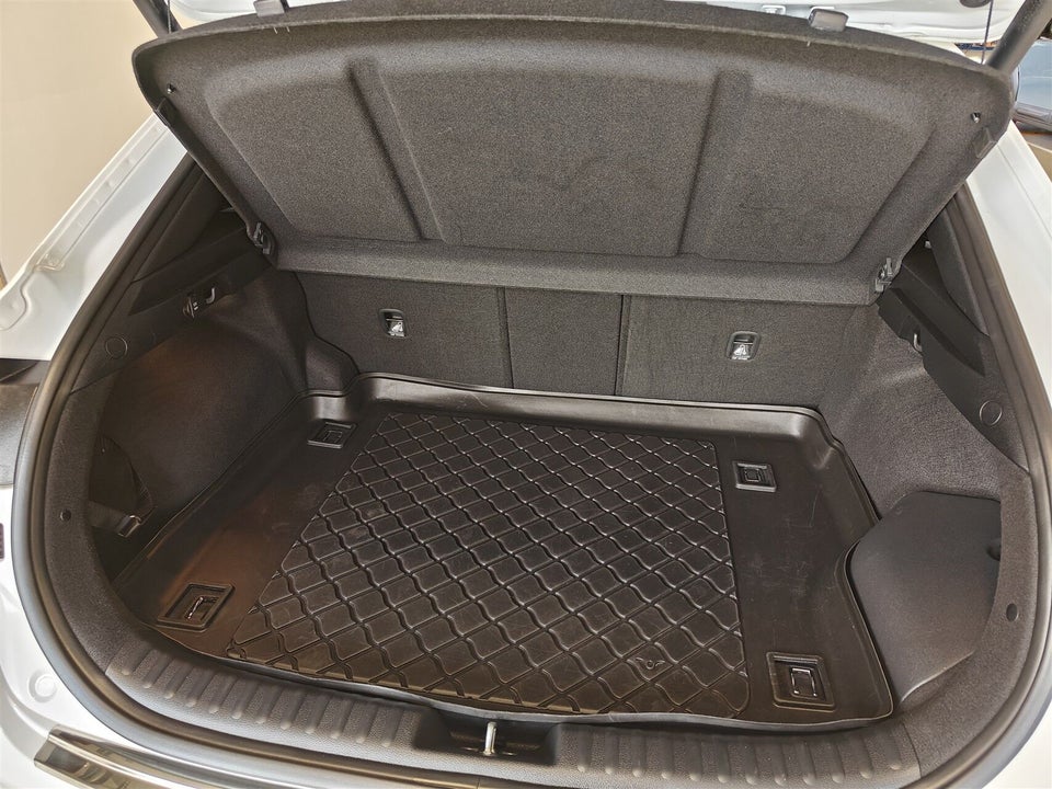 Kia XCeed 1,6 PHEV Upgrade DCT 5d