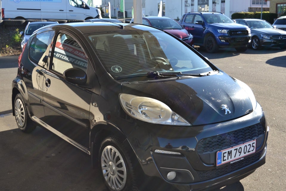 Peugeot 107 1,0 Champion Air 5d