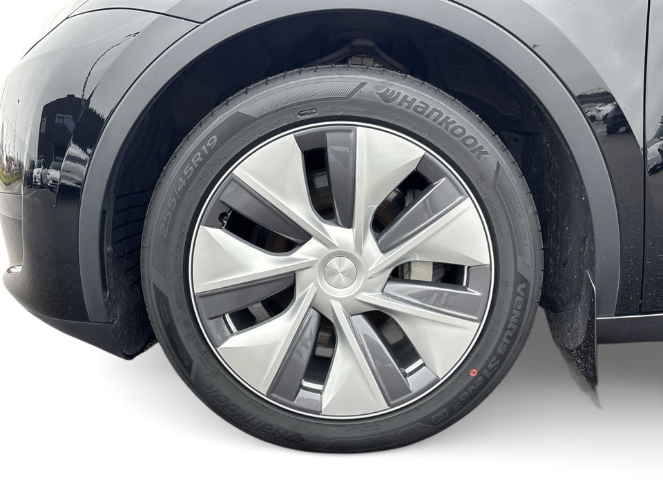 Tesla Model Y RWD 5d