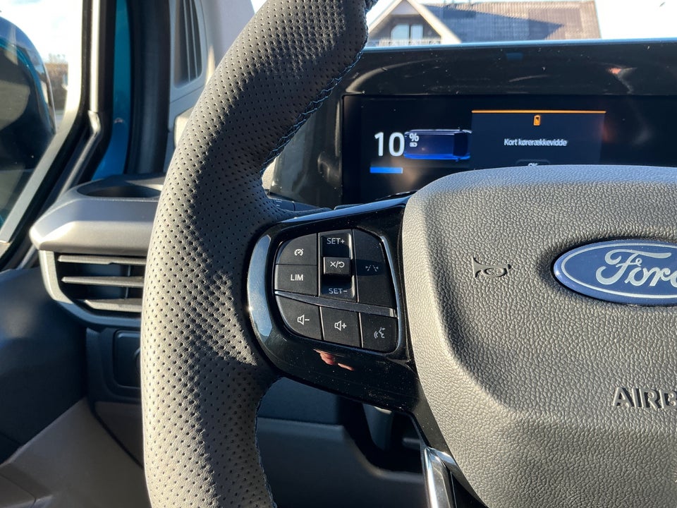 Ford E-Transit Custom Kombi 320S 64 MS-RT