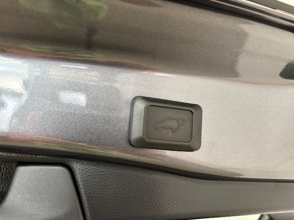 Toyota RAV4 2,5 Plug-in Hybrid H3 Comfort AWD-i Van 5d