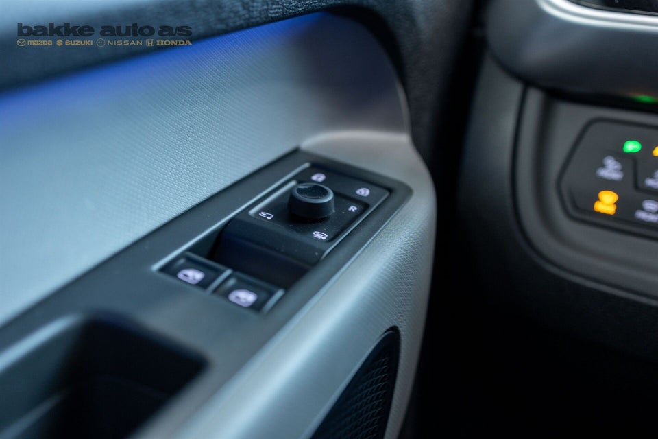 VW ID.Buzz 77 Pro SWB 5d