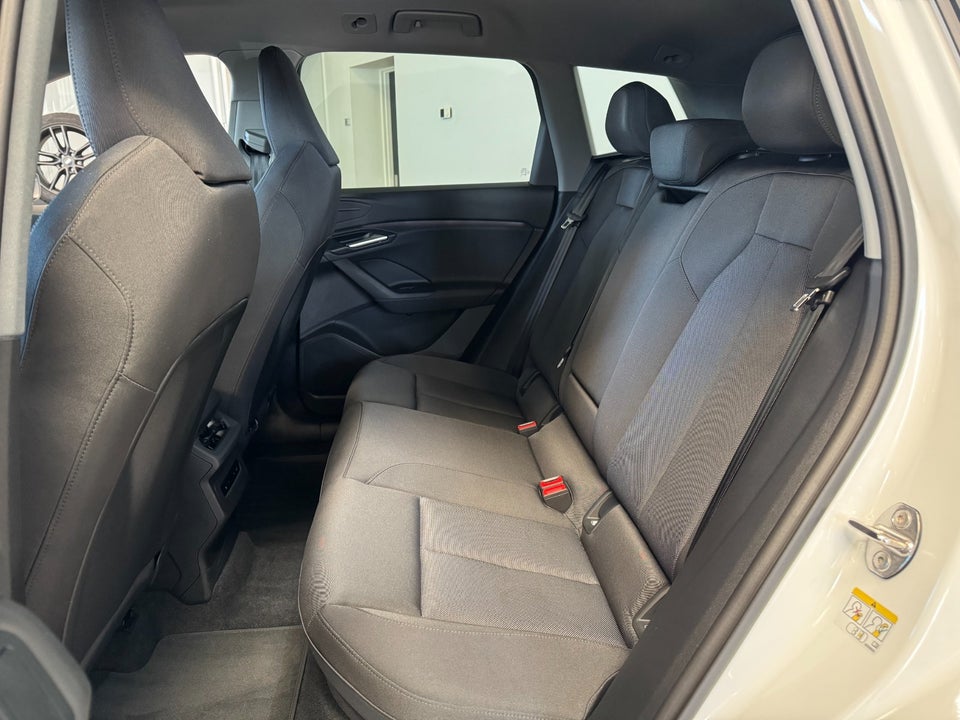 Audi Q6 e-tron Progress 5d